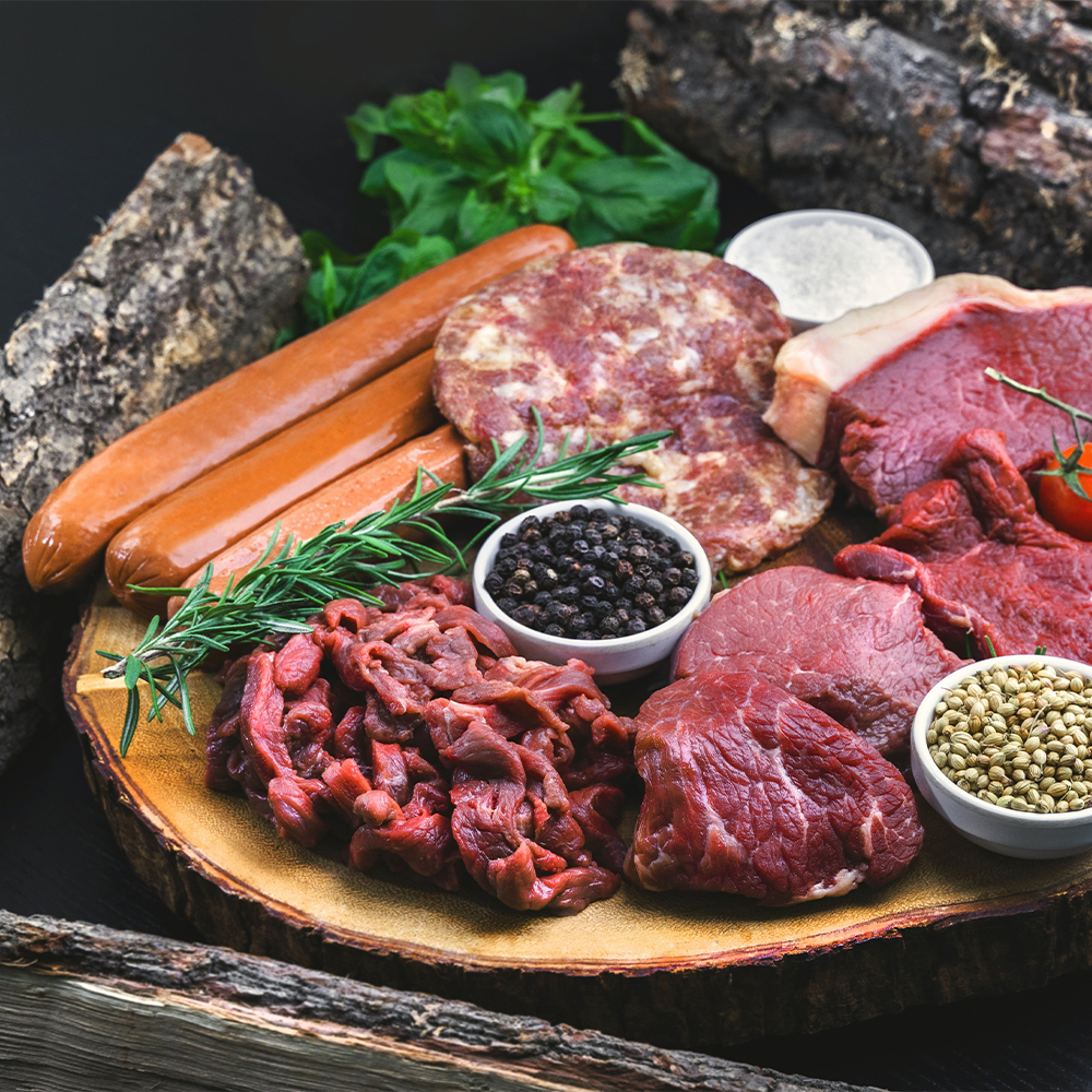 Protein including red meat as one of the food groups involved in healthy eating